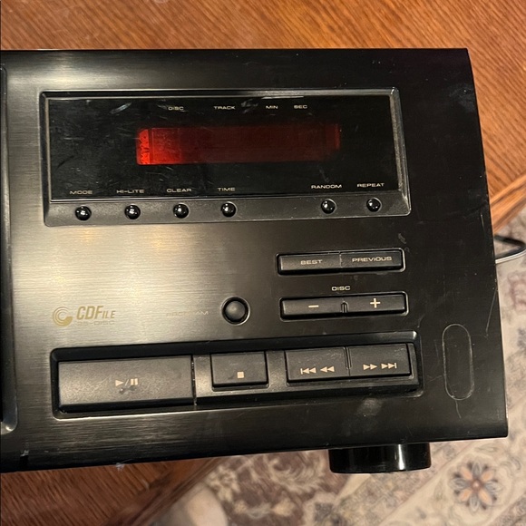 Pioneer Multi Disc CD Player - Picture 4 of 5